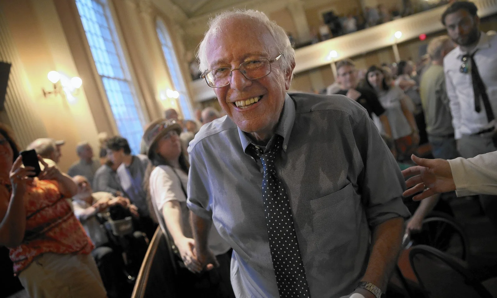 la-le-0530-bernie-sanders-electability-postscript-20150530
