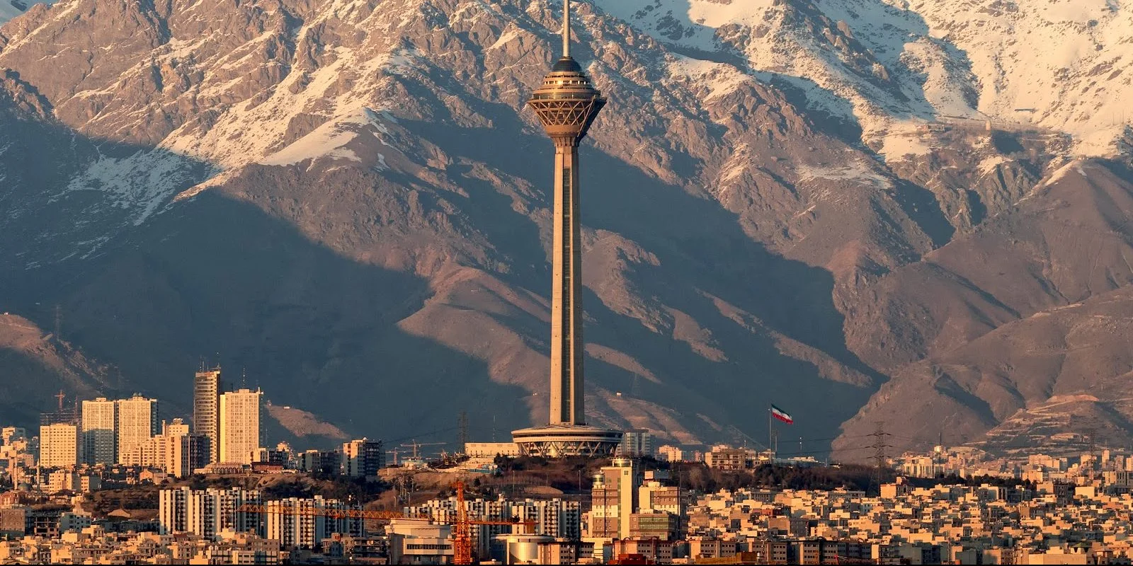 Tehran_Milad_Tower,_2019