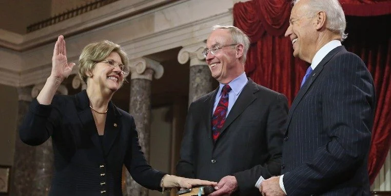 150316125552-elizabeth-warren-gallery-10-exlarge-169