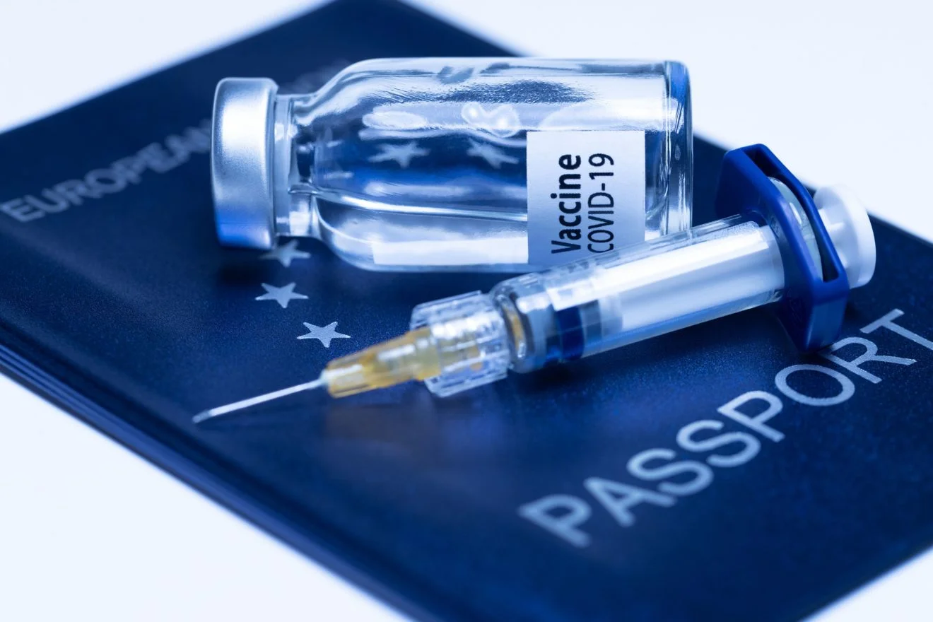 FRANCE-VIRUS-VACCINE-PASSPORT
