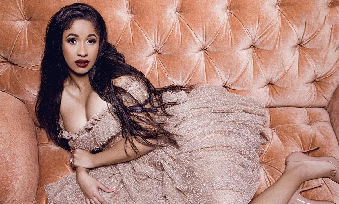 http___bae.hypebeast.com_files_2017_12_cardi-b-billboard-year-in-music-2017-cover-1