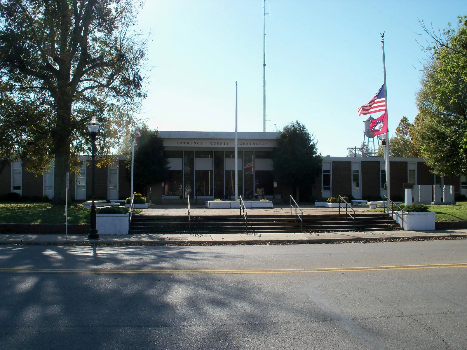 lawrence county courthouse