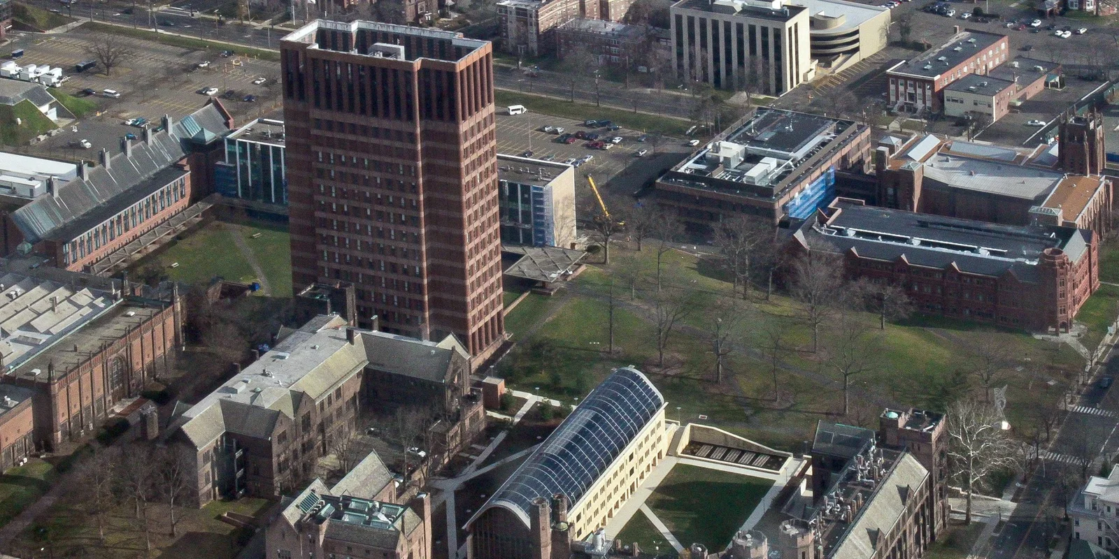 Yale_From_the_Sky_Science_Hill