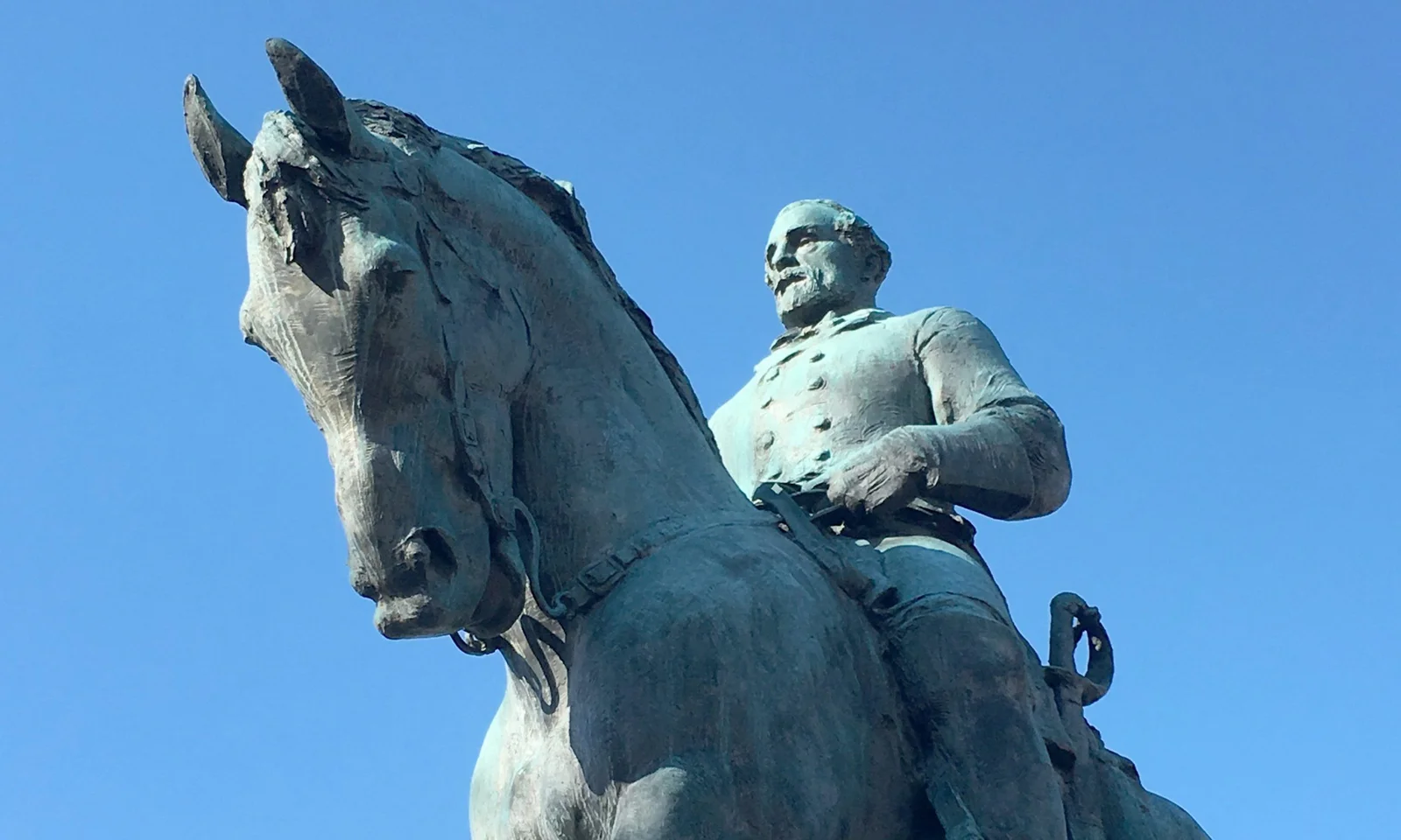 Lee_Statue_USE
